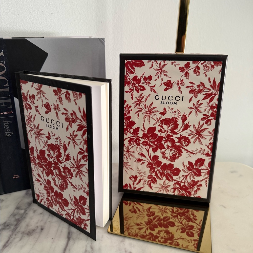 ❗️SOLD❗️Gucci Bloom Floral Print Notebook and Box